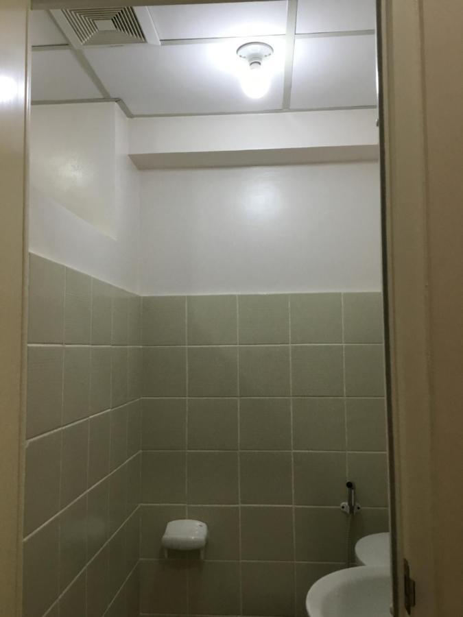 Condominium With Swimming Pool And Viewing Deck Tagaytay City Bagian luar foto